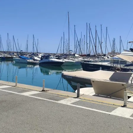 En Puerto Marina G204 Appartement