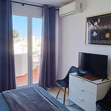 Apartment En Puerto Marina G204