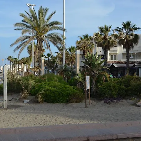 Apartment En Puerto Marina G204